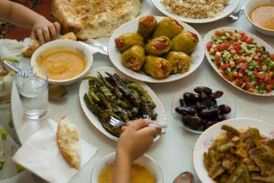 Banyak Orang Yang Beranggapan Bahwa Waktu Sahur Adalah Saatnya Makan Sebanyak Banyaknya Supaya Perut Tidak Lapar Dalam Menjalankan Puasa Benarkah Demikian