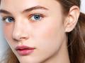 Ini Tips Bikin Riasan Wajah yang Natural nan Glowing untuk Mendapat Perhatian Gebetan