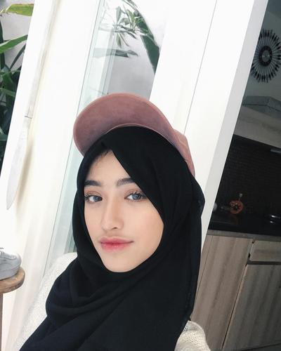 Selfie Ala Selebgram Hijab