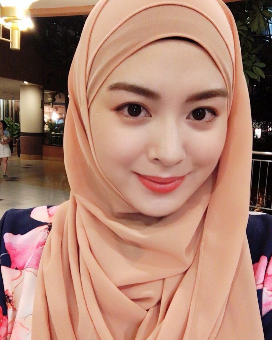 Cute Banget Deh Beragam Hijab Clip Ini Bisa Bikin Hijab Kamu Makin
