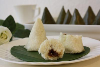 http://1.bp.blogspot.com/-FjSkCBFMLNM/Vc1_PviV2gI/AAAAAAAABhg/L5_Ycz5r5Zo/s1600/KUE-OMBUS-OMBUS.jpg