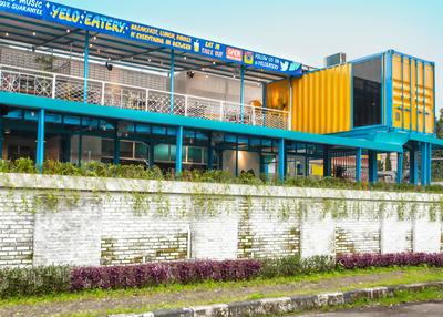 http://www.yeloeatery.com/