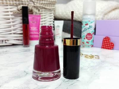 https://3.bp.blogspot.com/-Yb29Tb_o7NM/Vs8fYjRK8sI/AAAAAAAAR5U/XgNgaMLVEVg/s1600/Revlon%2Bnail%2Bpolish%2B620%2BBewitching%2B%25282%2529.jpg
