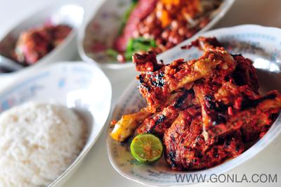 5 Warung Murah Meriah yang Halal di Kuta