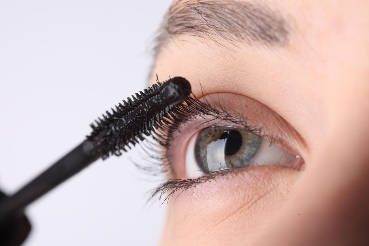 10 Cara Mudah Membuat Mata Lebih Besar Cosmetics Beautynesia