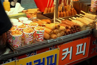 Hasil gambar untuk jajanan pinggir jalan