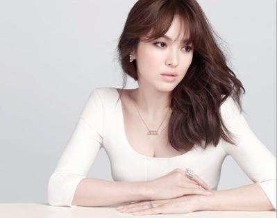 gaya rambut natural
