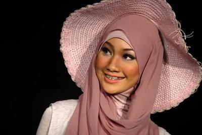  Fashion Warna  Baju Yang Sesuai untuk  Wanita Berkulit 