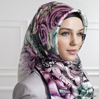 Cara Memakai Hijab Dua Warna Segi Empat Warna Ping Hitam