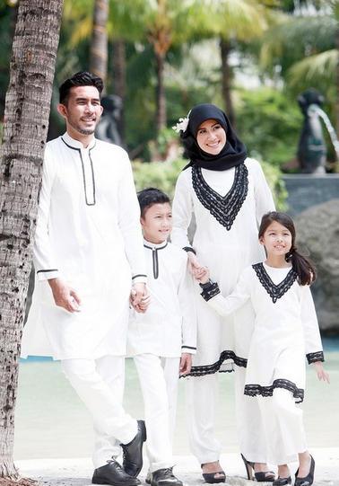 Sourcedettiku Com Model Baju Muslim Warna Putih Untuk Lebaran Terakhir  Terakhir Di Dettiku