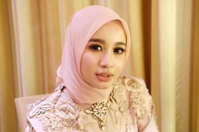 Tampil Stylish Dengana Hijab Minimalis Ala Laudya Cynthia Bella Ini Tutorial