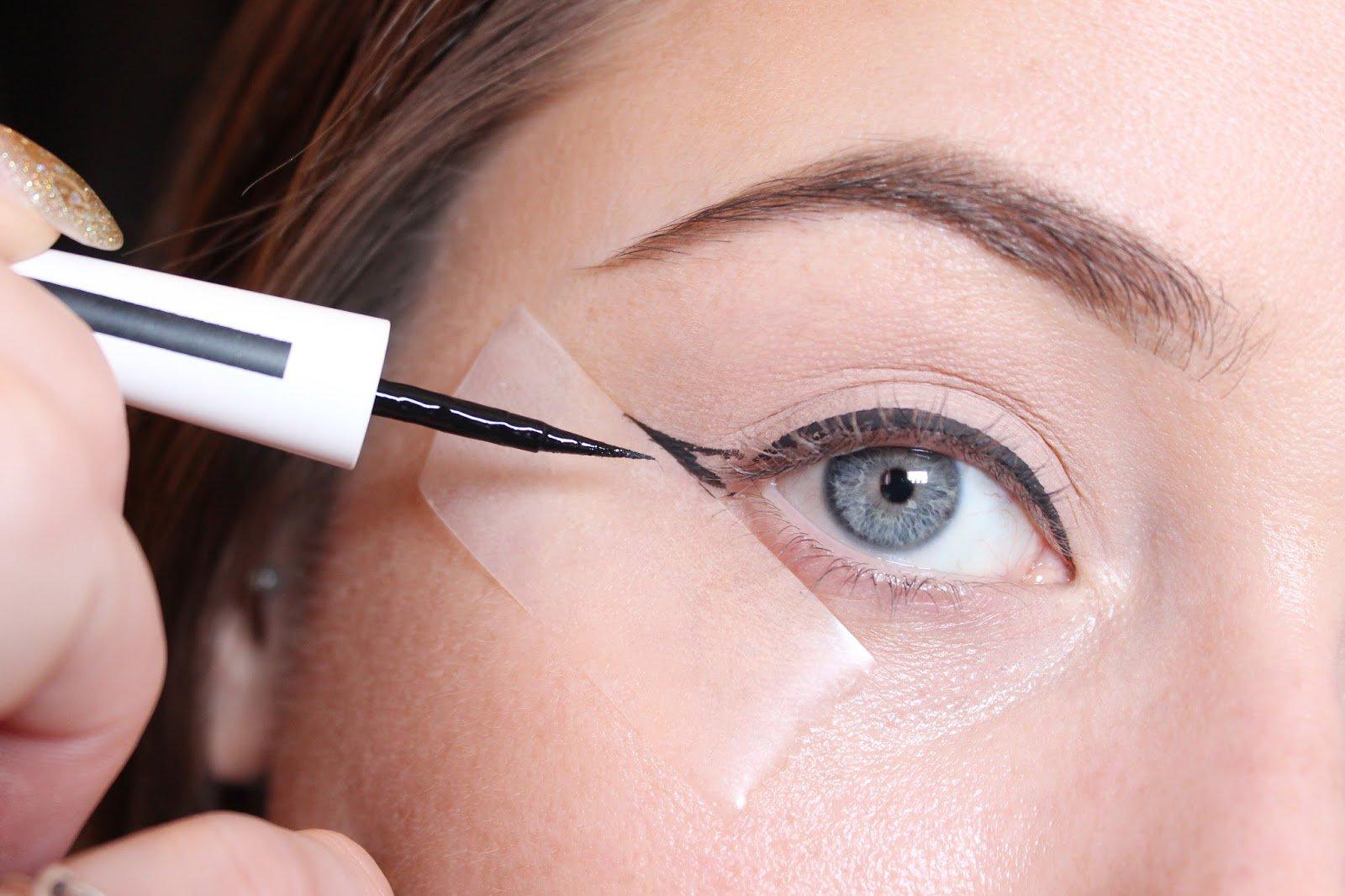4 Tutorial Eyeliner Simple Yang Harus Kamu Coba Cosmetics