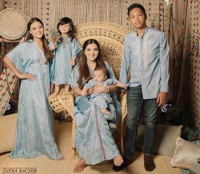 Lebaran Semakin Dekat Jadikan  Model Baju Lebaran Keluarga Ini Sebagai Referensimu