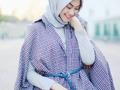 Ladies, Ini 5 Tips Fashion Perpaduan Baju dan Hijab Warna Biru yang Akan Membuatmu Tampil Stylish!