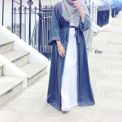 Warna Jilbab Untuk Baju Abu Abu