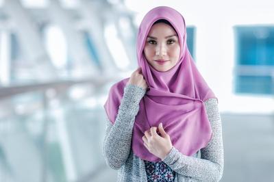 Jenis Jilbab Untuk Muka Panjang