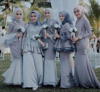 Jangan Bingung Saat Mau Ke Pesta Ini Gaun Model Kekinian Yang Cocok Dipakai Para Hijabers