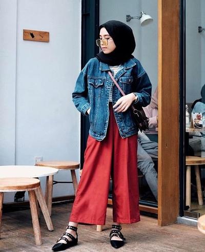Ootd Casual Hijab Remaja Dengan Jaket Denim