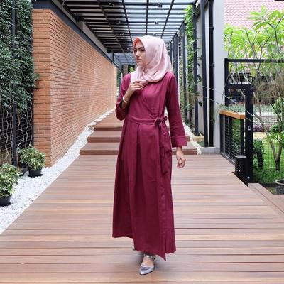 Baju Merah Hijab Warna Apa