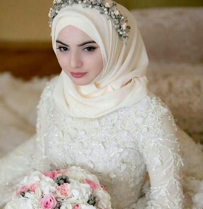 5 Inspirasi Baju Pengantin Adat Jawa Hijab Modern Ini 