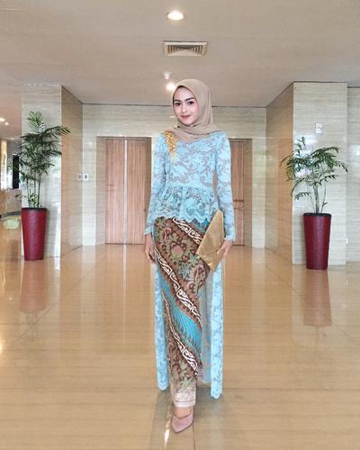 53 Baju Kondangan Simple Anak Muda  Non Hijab Trend Terbaru