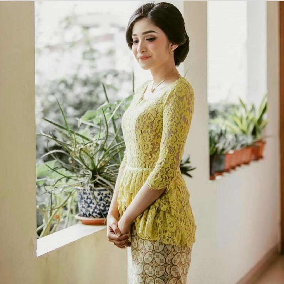 4 Inspirasi Model  Kebaya Ini  Dijamin Membuat Orang 