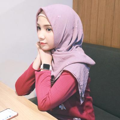 Tipsa Foto Candid Dengan Hijab Yang Bagus Supaya Bisa Terkenal Di Instagram