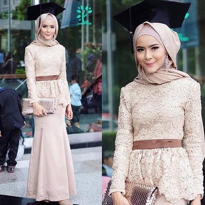 Model Kebaya Hijab Modern Para Selebgram Ini Terlihat Kekinian Dan