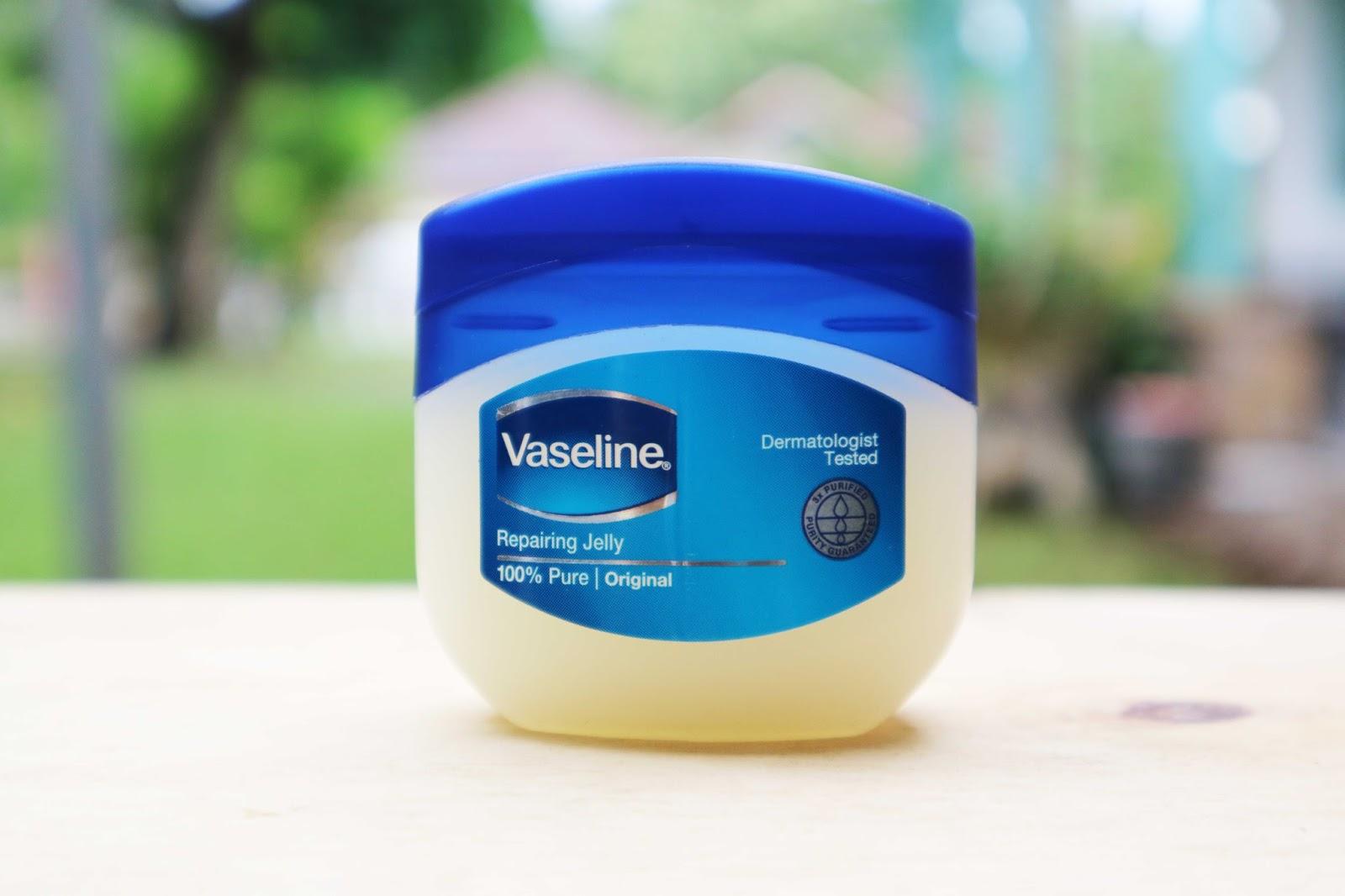Punya Keluhan Seputar Jerawat Pakai Vaseline Repairing Jelly Untuk