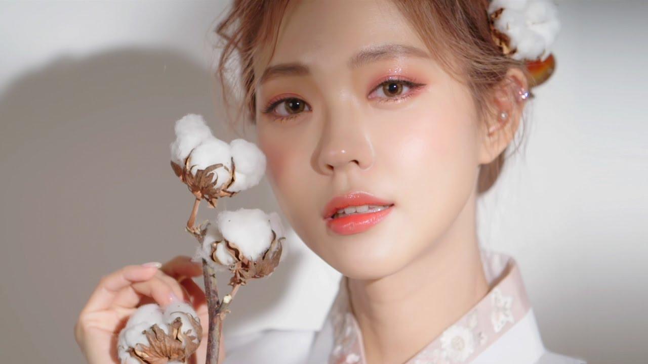 Siap Siap Ladies Ini Prediksi Makeup Ala Korea Akan Jadi Tren Di