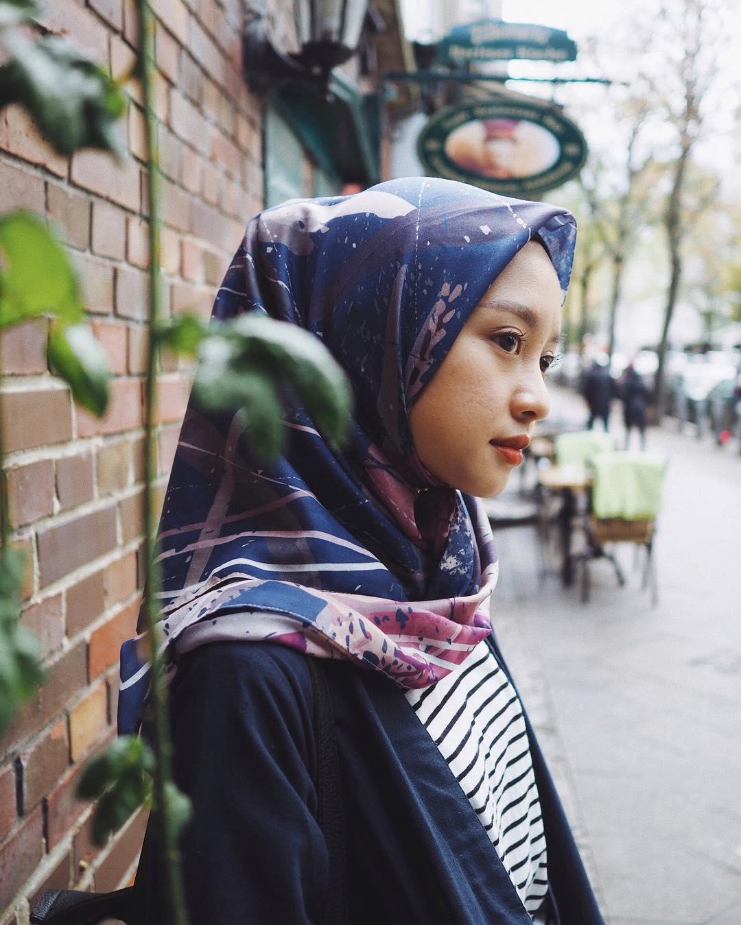  214 Gambar Wanita Muslimah Berhijab Syar i Kartun Plazzzza