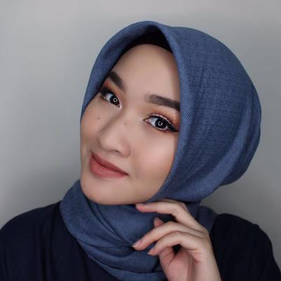 Cara Make Up Minimalis Untuk Wanita Berjilbab