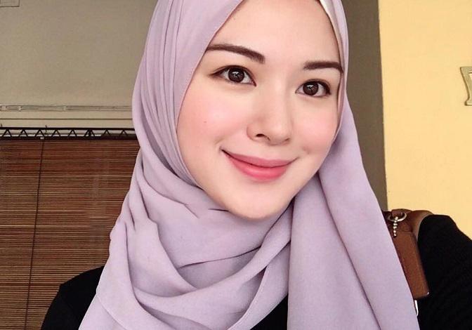 Tutorial Hijab Pashmina Untuk Muka Bulat Dan Tembem