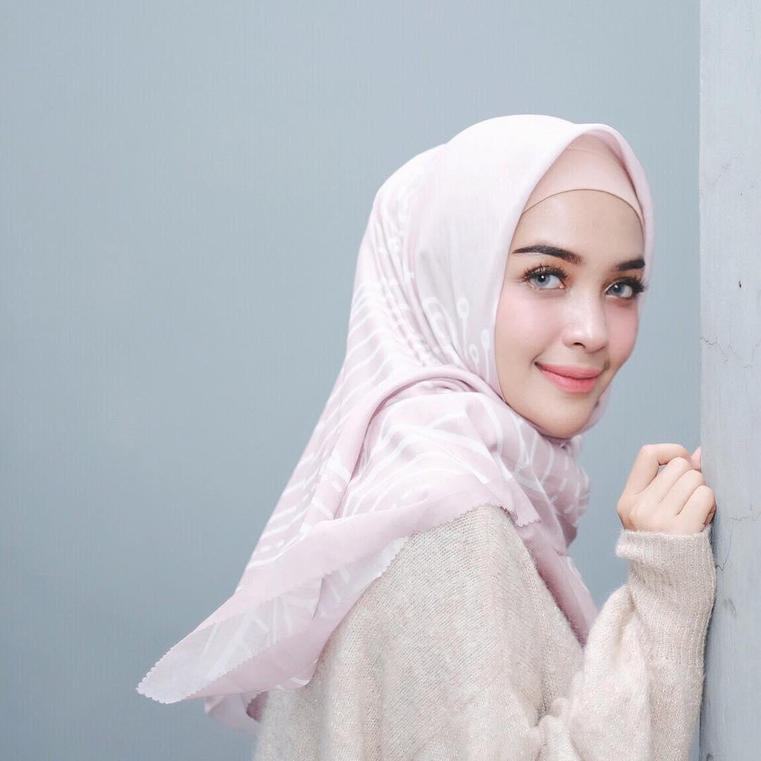 Foto Foto Ini Buktikan Hamidah Rachmayanti Sudah Cantik Tanpa Make