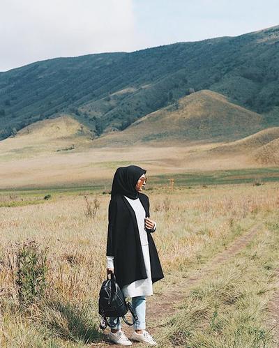 Tampil Percaya Diri Hadapi Interview Dengan Gaya Hijab 