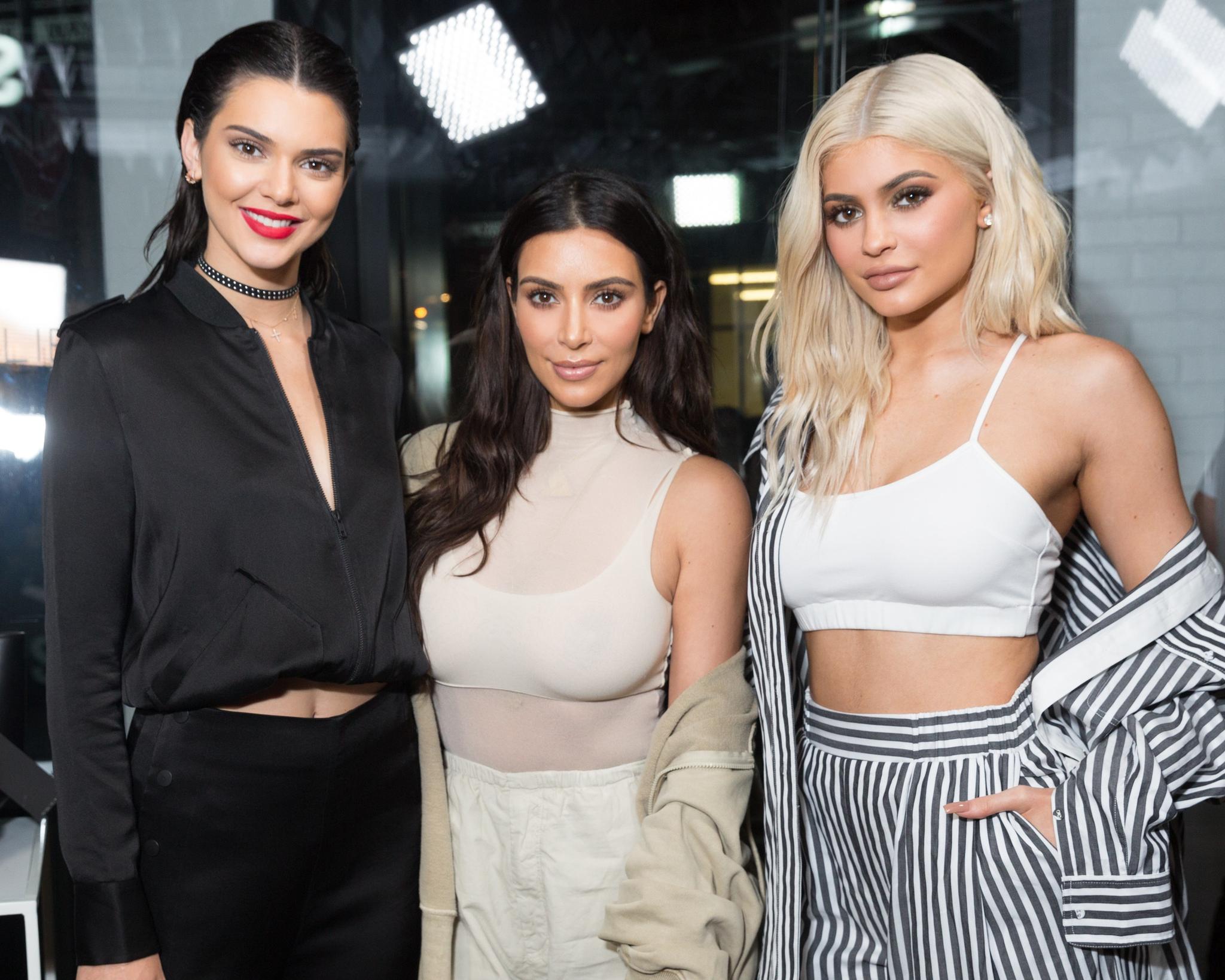 [FORUM] Antara Kylie Jenner dan Kendall Jenner mana yang kamu suka Fashion