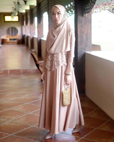 Model Jilbab Wisuda Syar I
