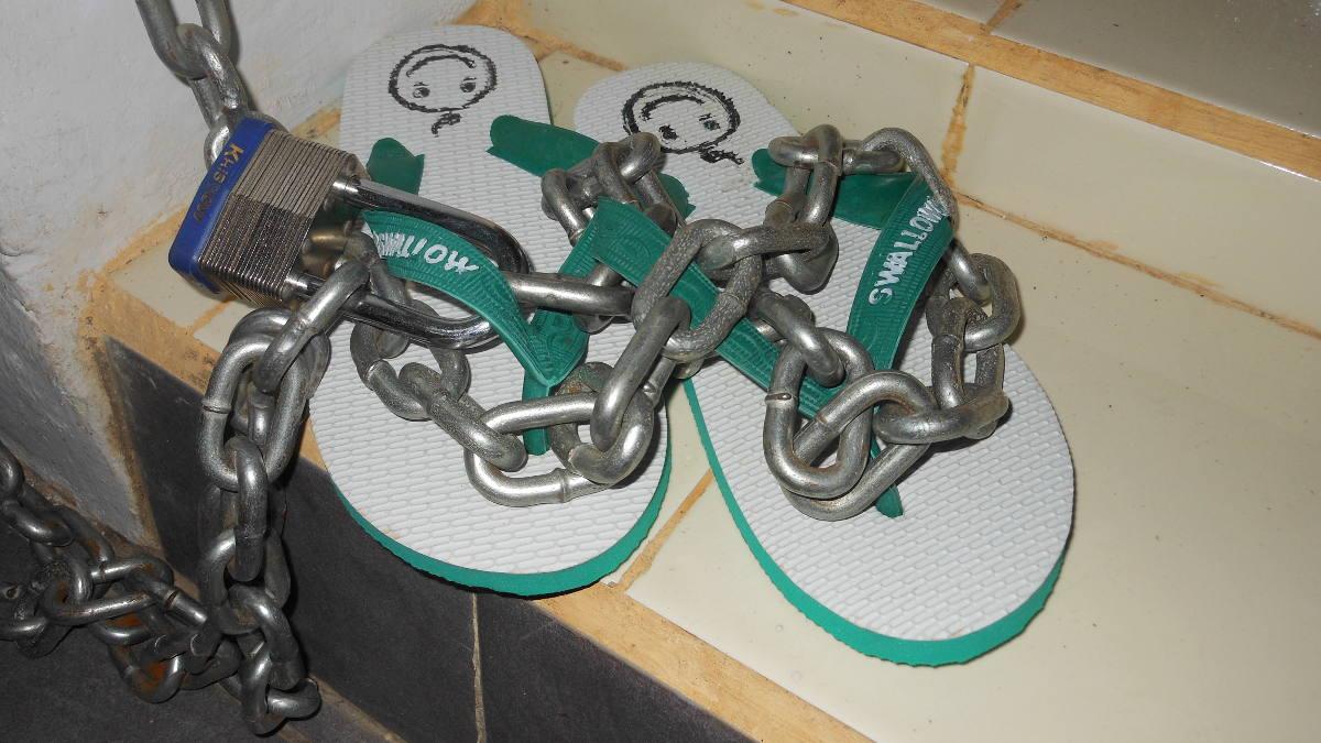 Forum Pernah Mengalami Kehilangan Sandal Di Mesjid Forum Pernah Mengalami Kehilangan Sandal Di Mesjid