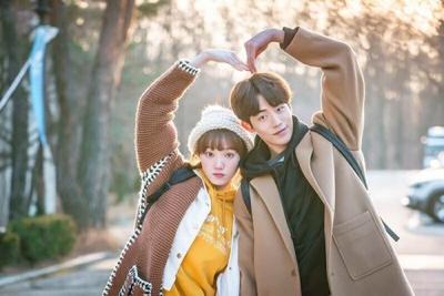 6 Pasangan Paling Romantis Di Drama Korea Showbiz Liputan6com