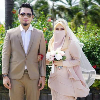 Paling Keren Baju  Nikah Syari Cadar  Laura Fashion