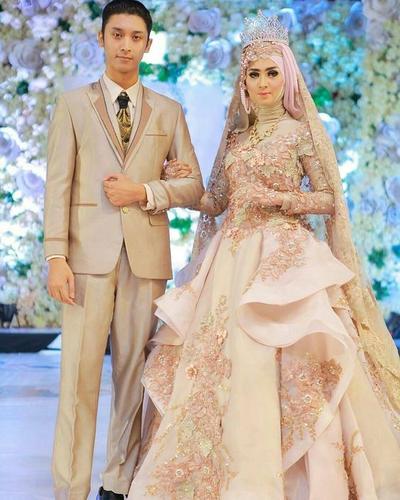 Model Gaun Pengantin Muslimah Yang Diprediksi Bakal Tren 2019