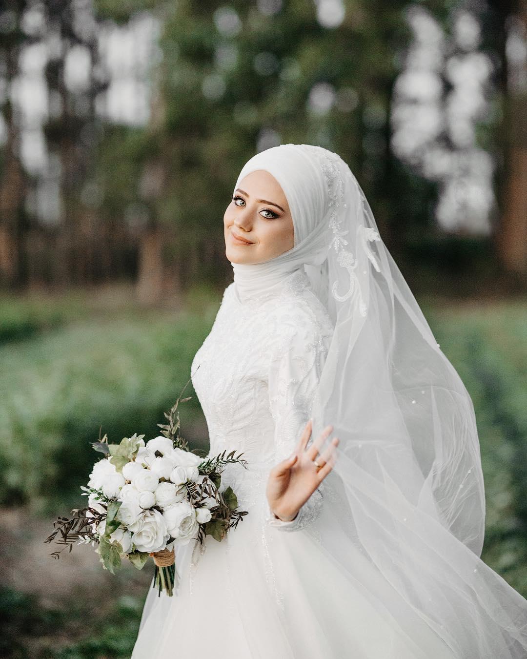 Elegan Dan Menawan Yuk Intip Inspirasi Baju Pengantin Muslim