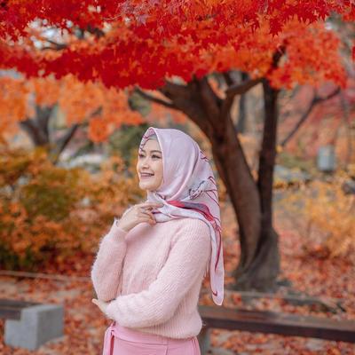 Paduan Jilbab Untuk  Baju  Warna  Orange 