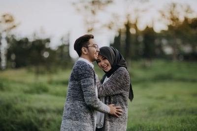 98 Koleksi Gambar Romantis Berhijab HD