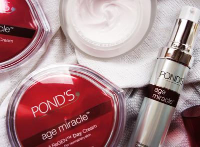 Ponds Age Miracle Untuk Menghilangkan Flek Hitam  