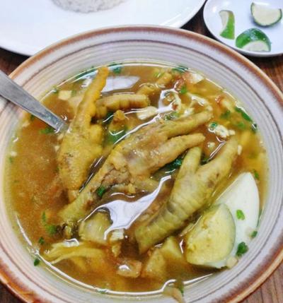 Soto Ceker & Ranjau Pak Gendut