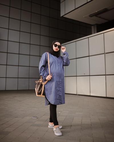 ootd vans slip on hijab