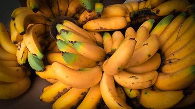 1. Pisang