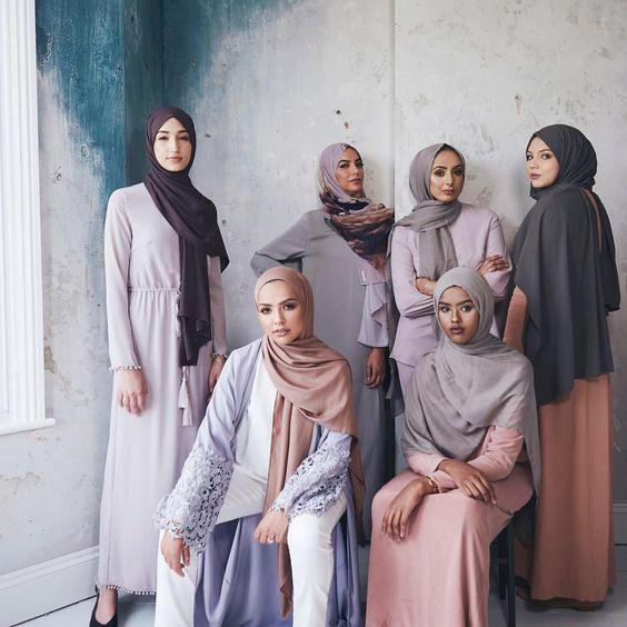  Hijabers Inilah Deretan Warna Hijab yang Wajib Kamu Punya